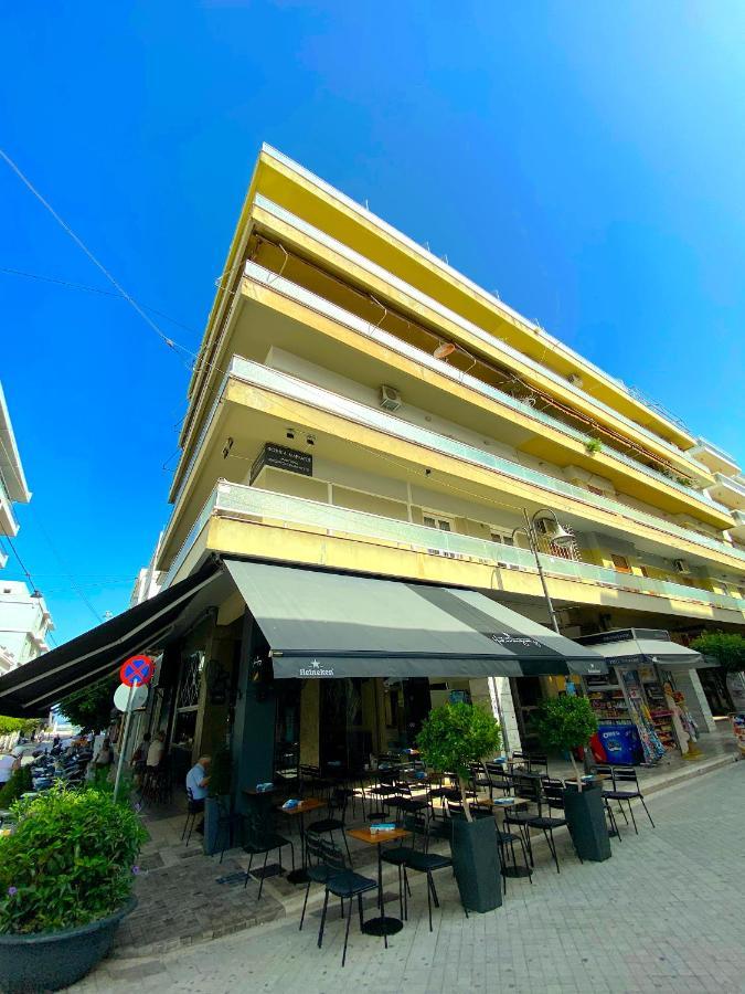 Happy Place! Big, Bright & Central - Ideal For Families And Groups Of Friends Patras Buitenkant foto
