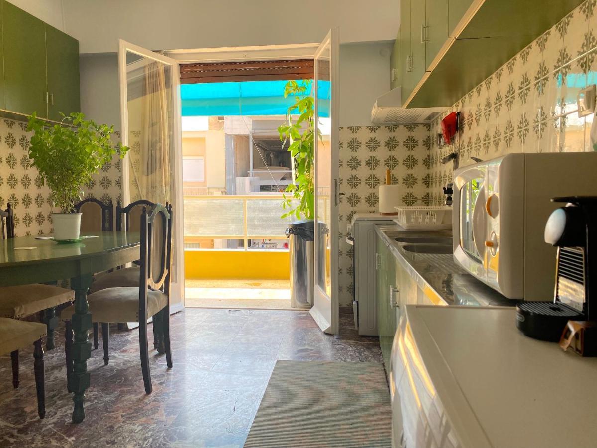 Happy Place! Big, Bright & Central - Ideal For Families And Groups Of Friends Patras Buitenkant foto