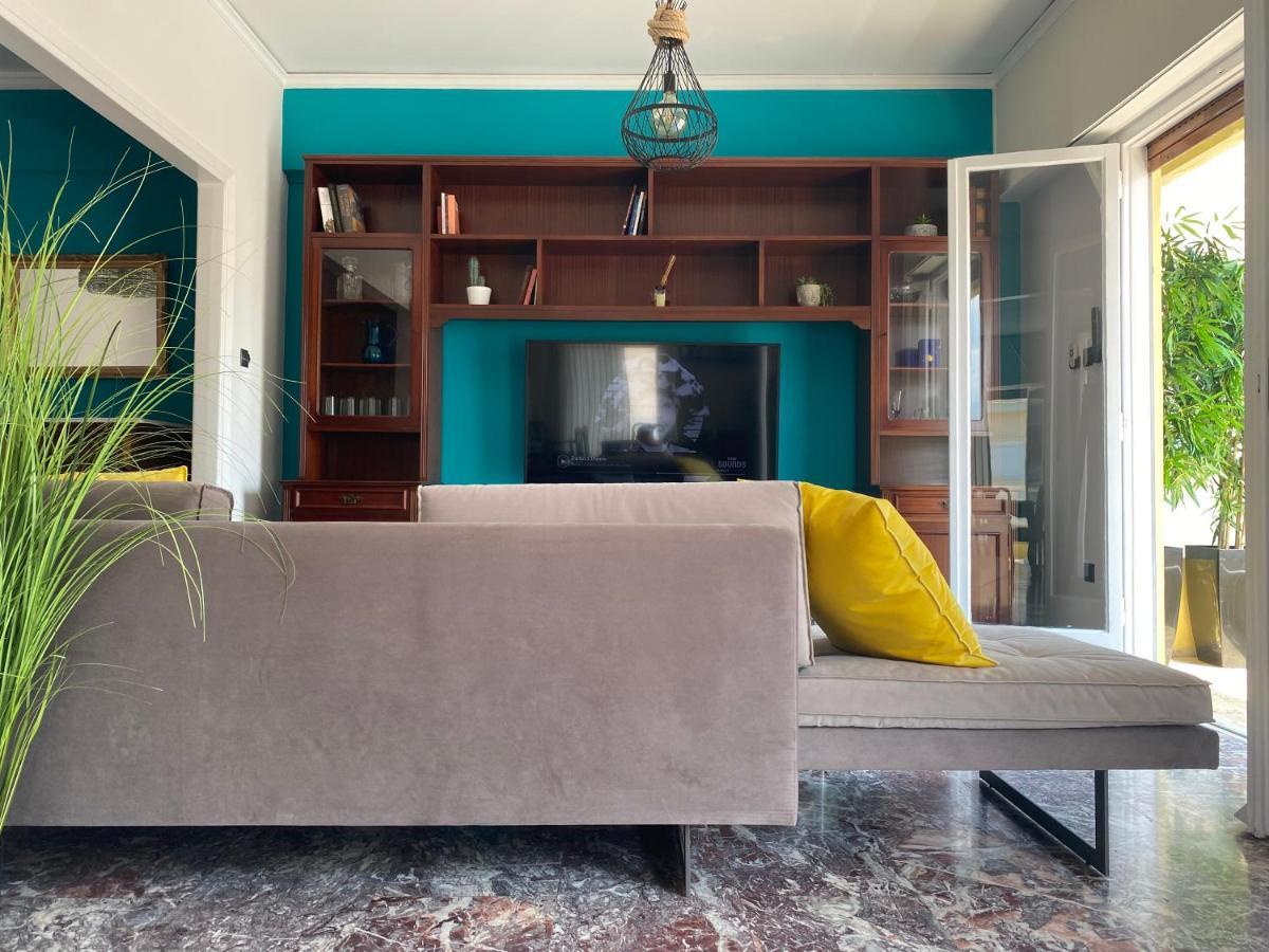 Happy Place! Big, Bright & Central - Ideal For Families And Groups Of Friends Patras Buitenkant foto